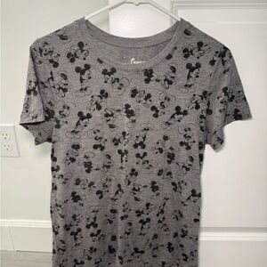 Disney Mickey Mouse Patterned Gray Women’s Tee